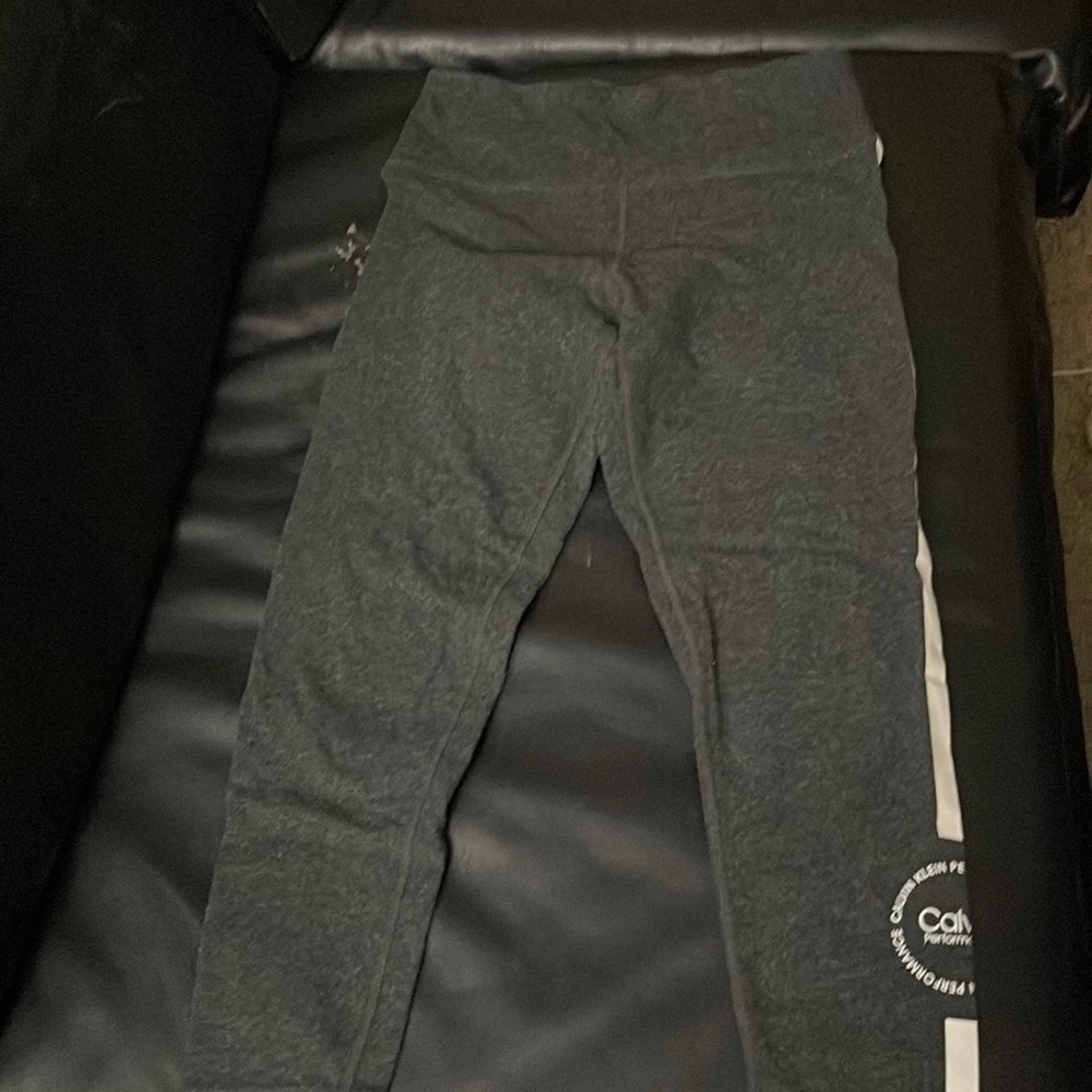CK capri leggings